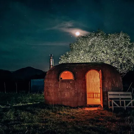 Ursa Mica Glamping Sirnea