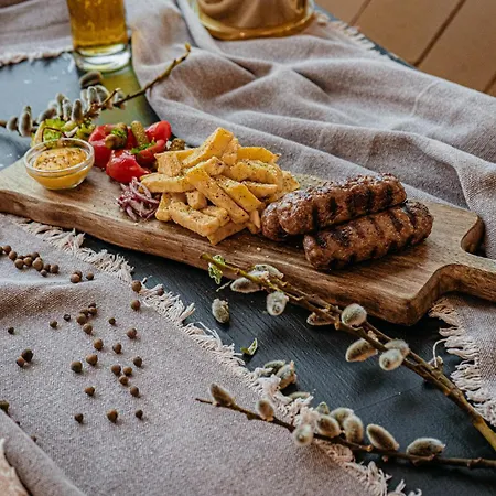 Ursa Mica Glamping Sirnea